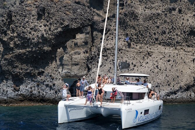 Morning Caldera Cruise With BBQ Meal and Drinks - Inclusions and Amenities