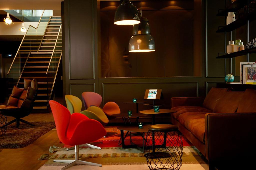 Motel One Amsterdam - Guest Ratings and Feedback