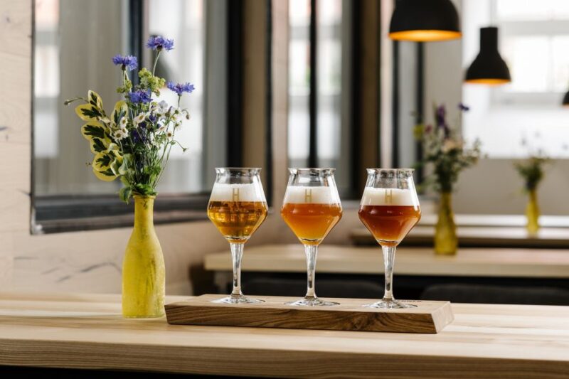 Munich: Exclusive Brewery Tour & Tasting of 4 Organic Beers - Unique Brewery Experience