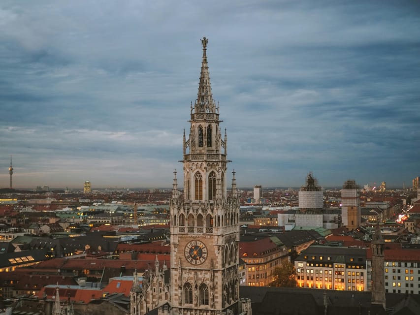 Munich: Must-See Attractions Walking Tour - Itinerary Highlights