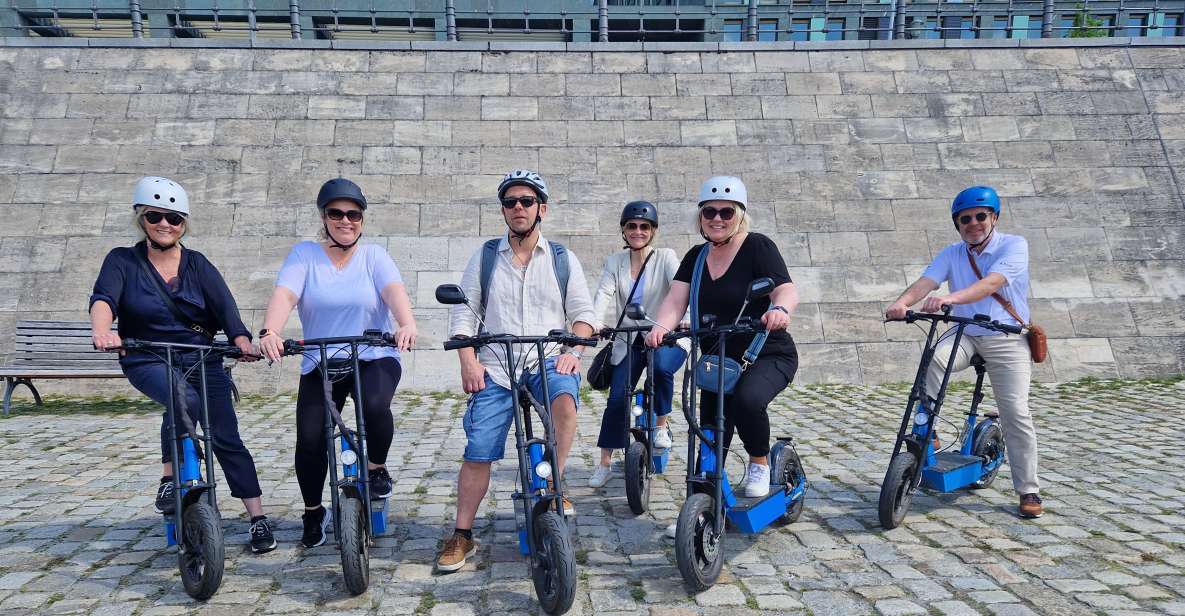 Munich: Top Sights Guided E-Scooter Tour - Experience Highlights