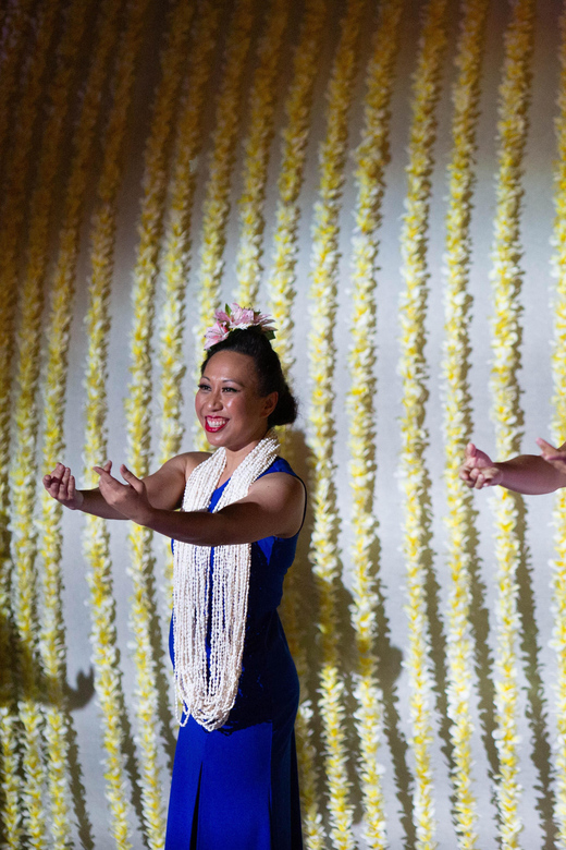 Nā Lei Aloha Hula Dinner Show - Experience Highlights