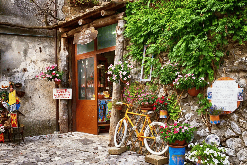 Naples: Visit Casertavecchia With Train+Bus Caserta LINK - Notable Cathedral and Views