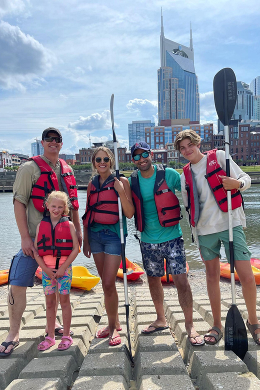 Nashville: Kayak Tour With Skyline Views - Tour Highlights