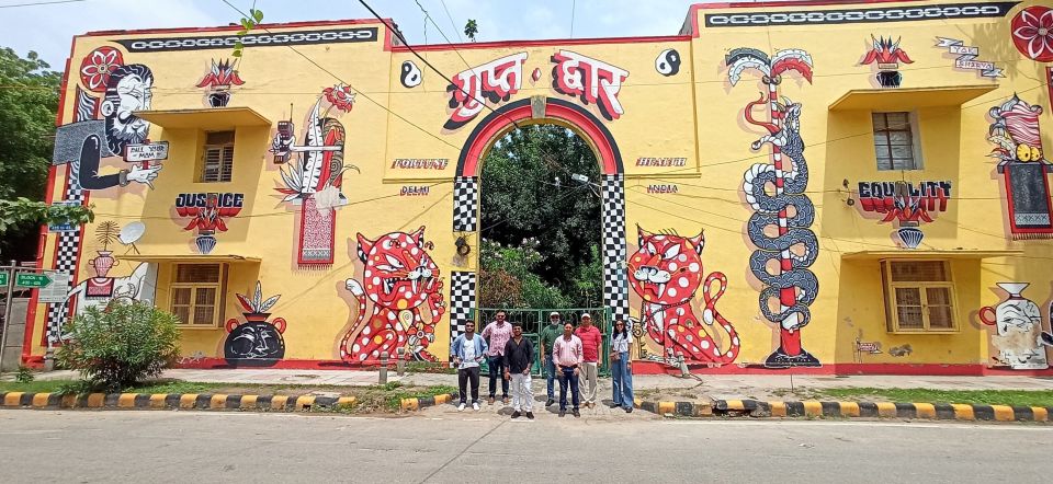 New Delhi: Bohemian Delhi Street Art Tour With Lake Cafe - Highlights of the Experience