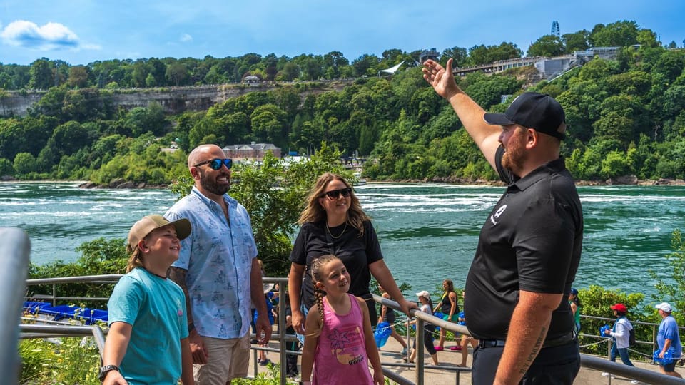 Niagara Falls: USA and Canada Tour With Boat Cruise + Lunch - Itinerary Highlights