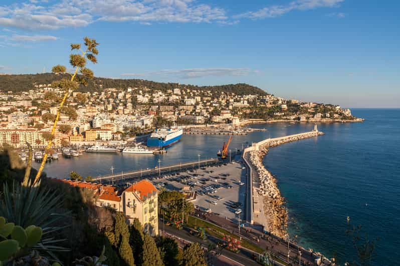Nice: Old Town Treasures and Castle Hill Walking Tour - Experience Highlights