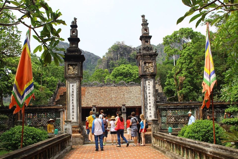 Ninh Binh 1 Day: Hoa Lu and Boating Trang an Ecotourism - Highlights of the Adventure