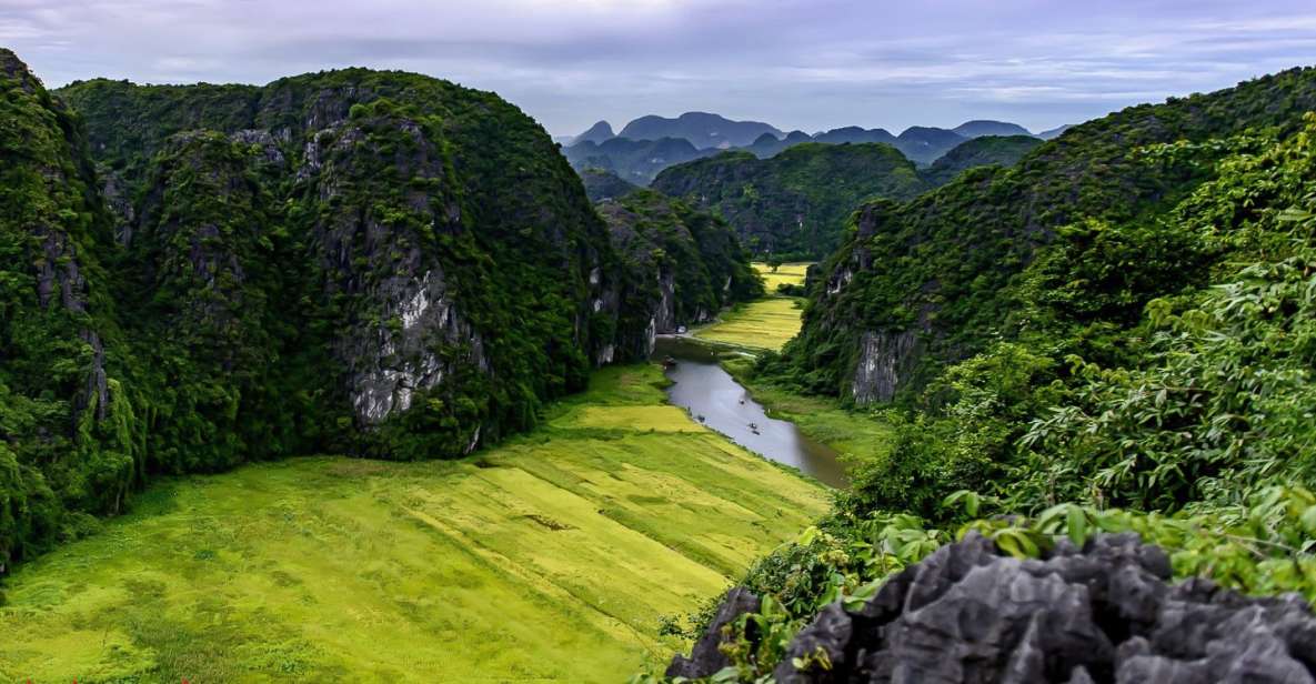 Ninh Binh Daily: Hoa Lu, Mua Cave, Tam Coc, Bike & Swimming - Itinerary Highlights