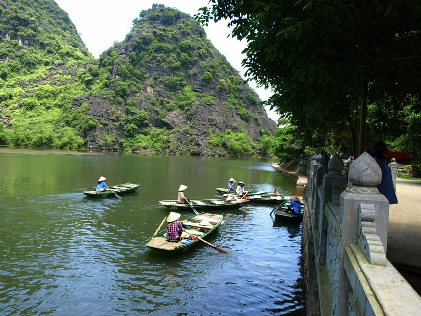 Ninh Binh Day Trip: Hoa Lu - Trang An - Mua Cave - Detailed Itinerary