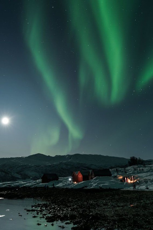 Northern Lights Photography Tour Small Group 4x4 Van - Experience and Highlights