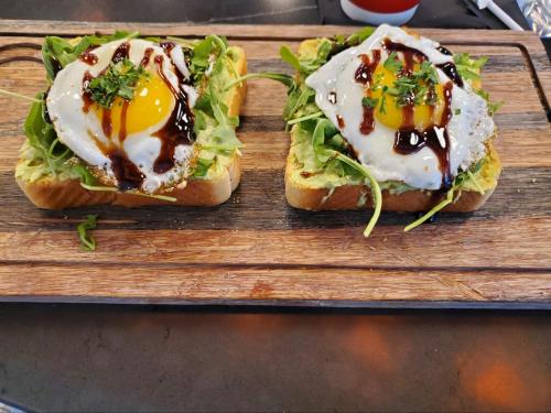 Oak Hall Bed and Breakfast - Guest Reviews and Ratings