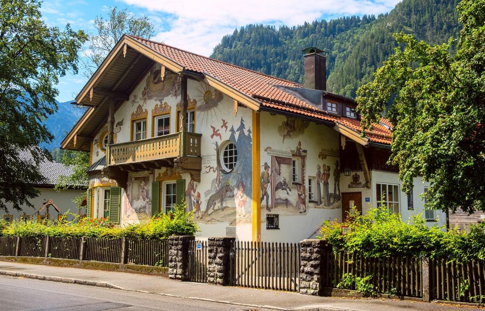 Oberammergau Private Guided Walking Tour - Historical Significance