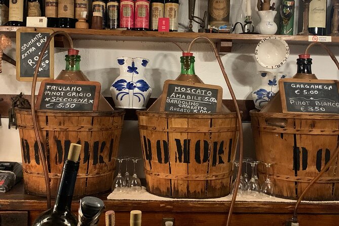 Old Taverns and Rialto Market Food Adventure (For Hungry Foodies) - Tastings and Inclusions