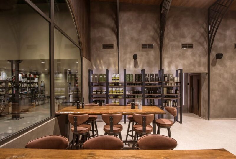 Olive Oil Food Pairing in Crete - Expertise of Olive Oil Connoisseur