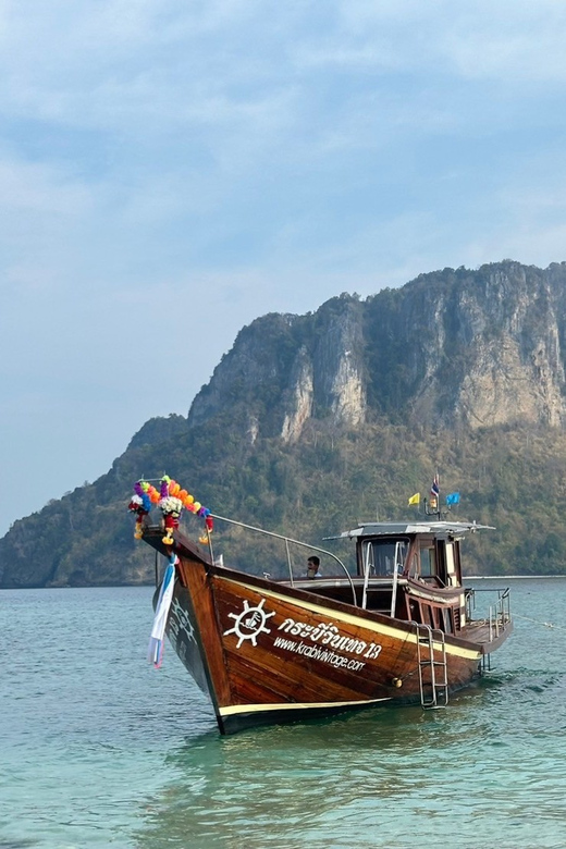 One Day Jame Bond Island Tour By Luxury Vintage Baot. - Limestone Island Visit