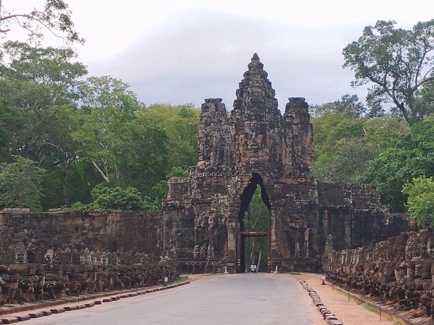 One Day Shared Trip to Angkor Temples With Sunset - Detailed Itinerary