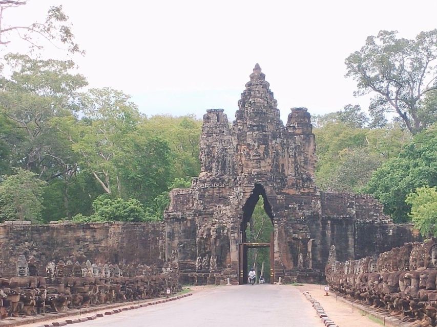 One Day Shared Trip to Angkor Temples - Itinerary and Activities