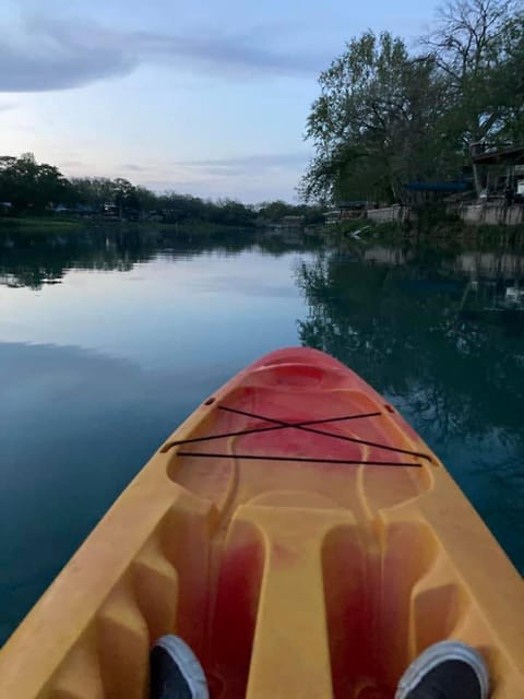 One Hour Daytime Kayak Adventure for Single Person - Booking Details