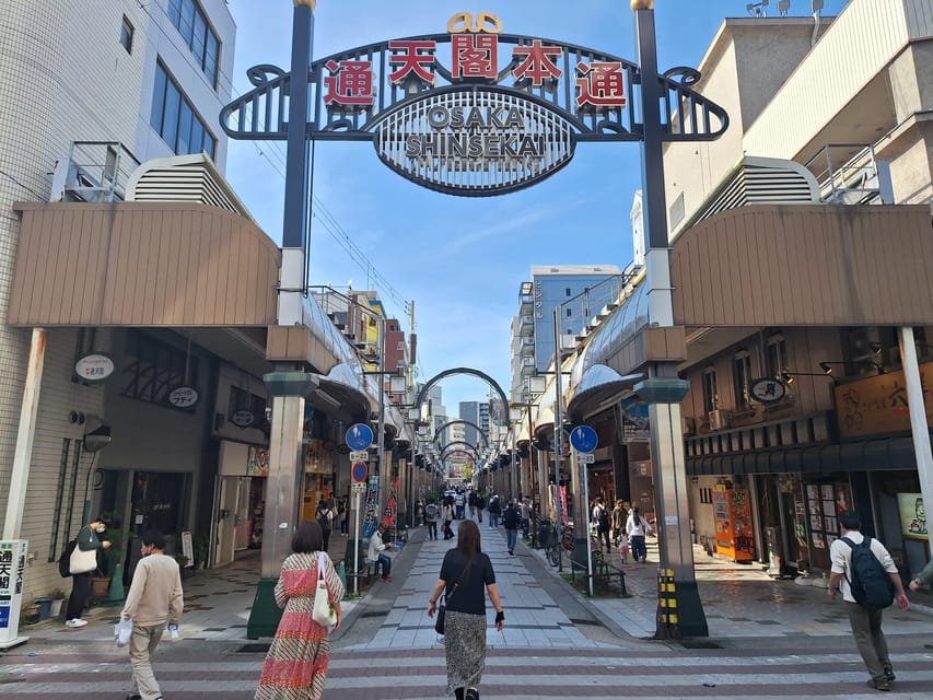 Osaka Kuromon Market Private Tour With a Culinary Guide - Culinary Experience