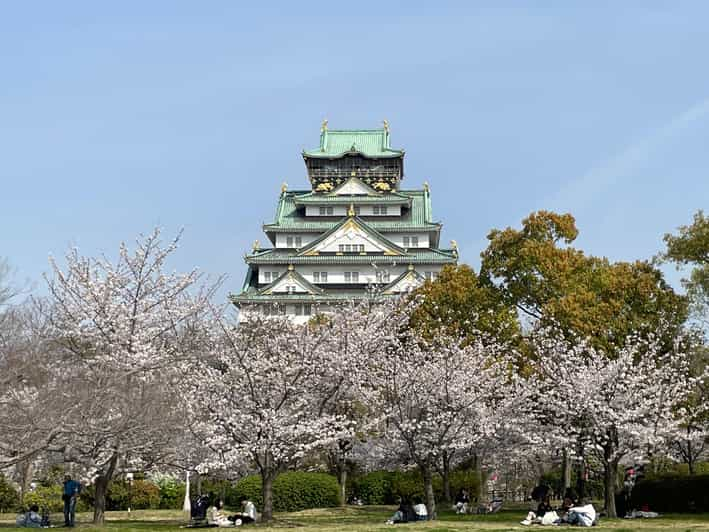 Osaka: Osaka Castle Tower Guided Tour - Experience Highlights