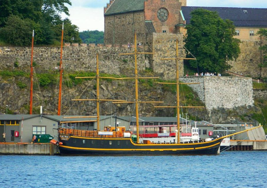 Oslo: Oslofjord Cruise With Seafood Dinner - Culinary Delights on Board