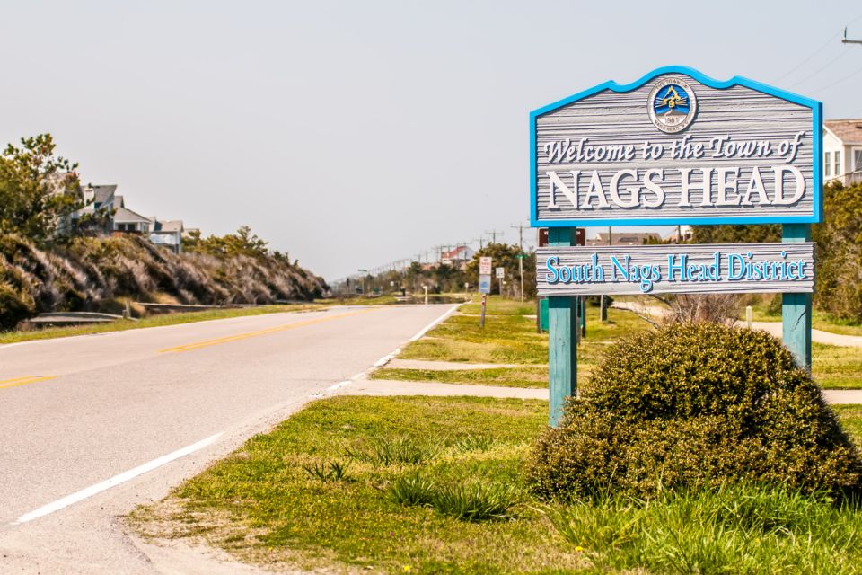 Outer Banks & Cape Hatteras Seashore Self-Guided Drive Tour - Bodie Island Lighthouse