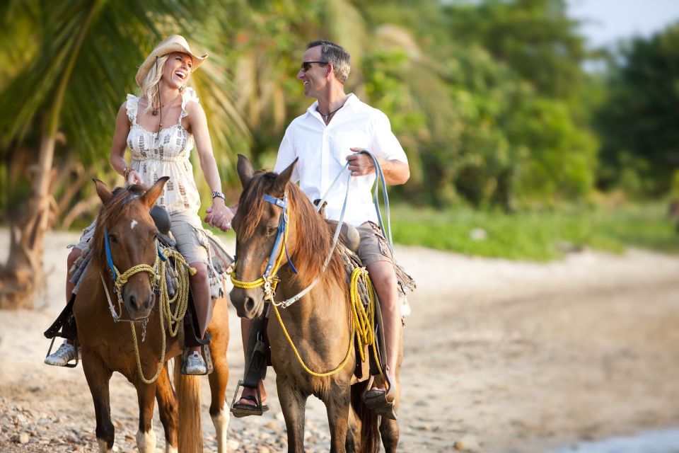 Palomino: Horseback Riding Tour on Palomino Beach - Unique Features of Palomino