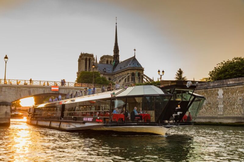 Paris: 4-Course Dinner Cruise on Seine River With Live Music - Itinerary and Highlights
