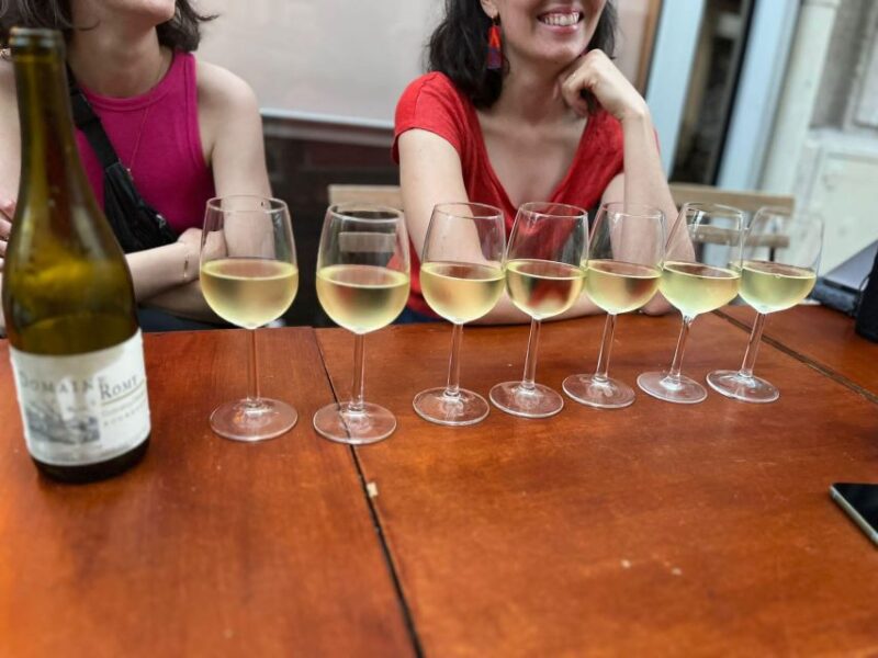 Paris: Cheese and Wine Tasting Experience in Montmartre - Exploring the Cheese Varieties
