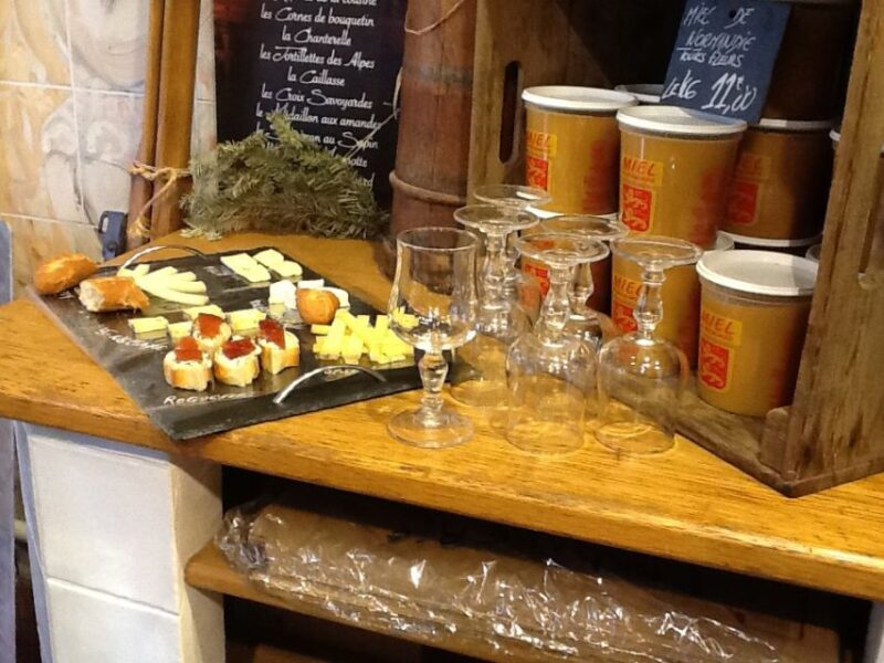 Paris Market Tour: Wine, Cheese and Chocolate! - Market Location