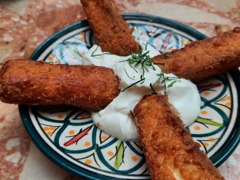 Paris: Saint Martin Canal Guided Foodie Tour With Tastings - Experience Highlights