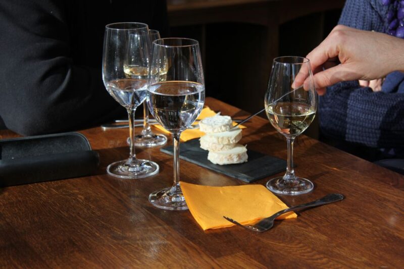 Paris: Wine and Cheese Tasting - Experience Highlights