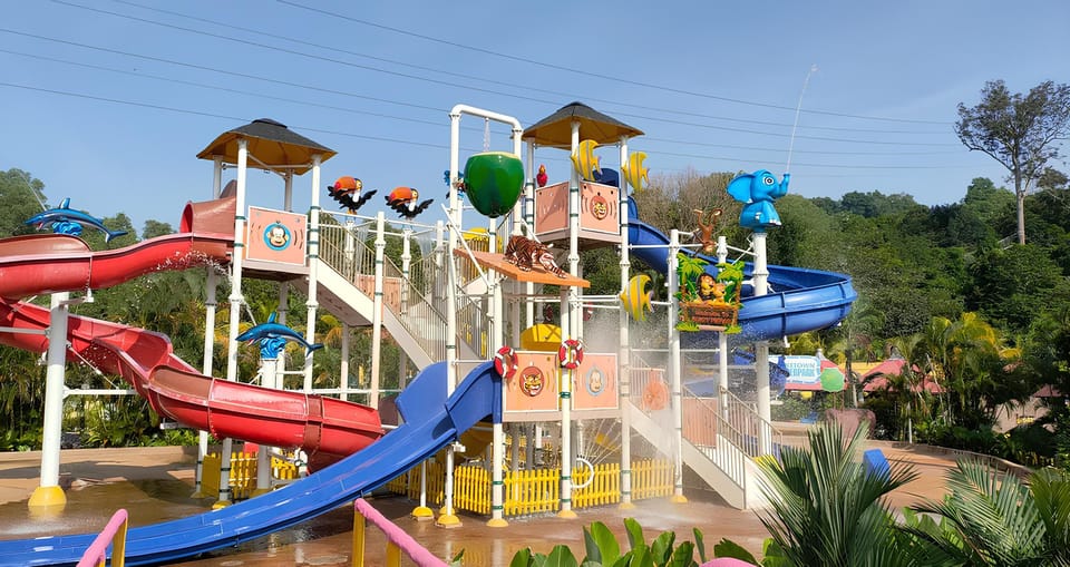 Perak: Bukit Merah Laketown Waterpark Admission Ticket - Attractions for All Ages