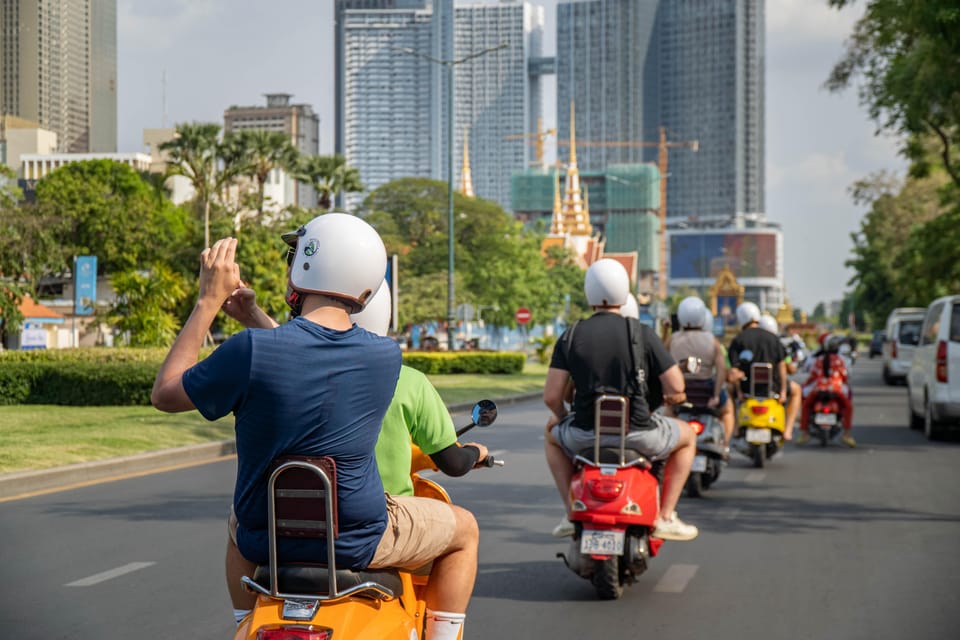 Phnom Penh City Tour by Vespa - Experience Details