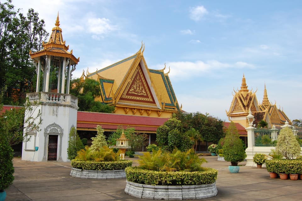 Phnom Penh Full Day Private Tour With Transfers - Highlights of the Tour