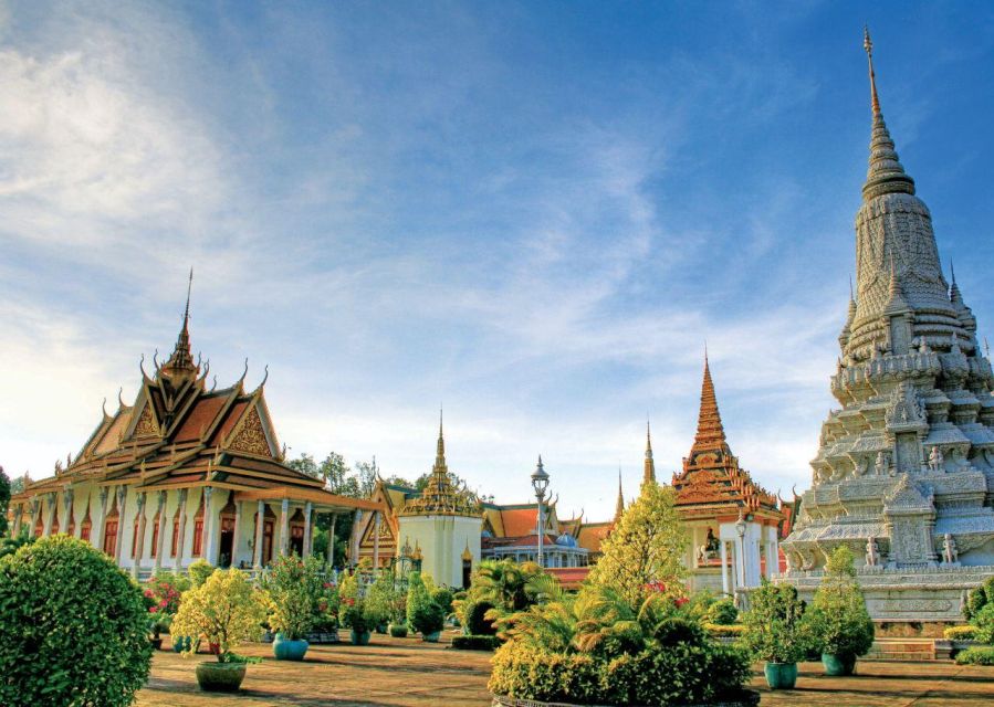 Phnom Penh: Hidden Gems City Walking Tour With a Local Guide - Experience Highlights