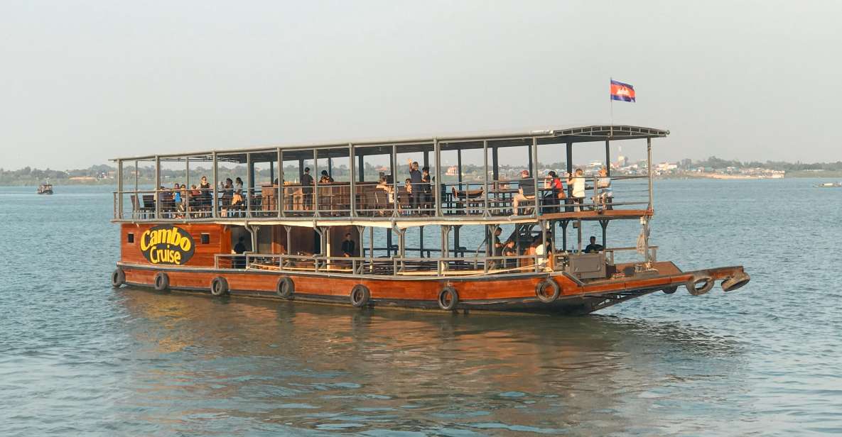 Phnom Penh: Mekong Sunset Dinner Cruise With Live Music - Inclusions and Dining Experience