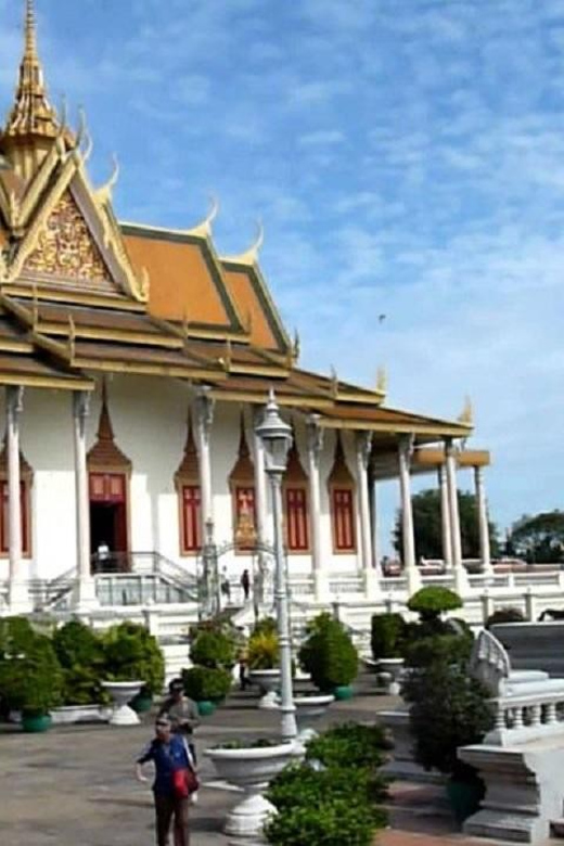 Phnom Penh to Siem Reap by Private Car or Minivan - Booking Your Journey