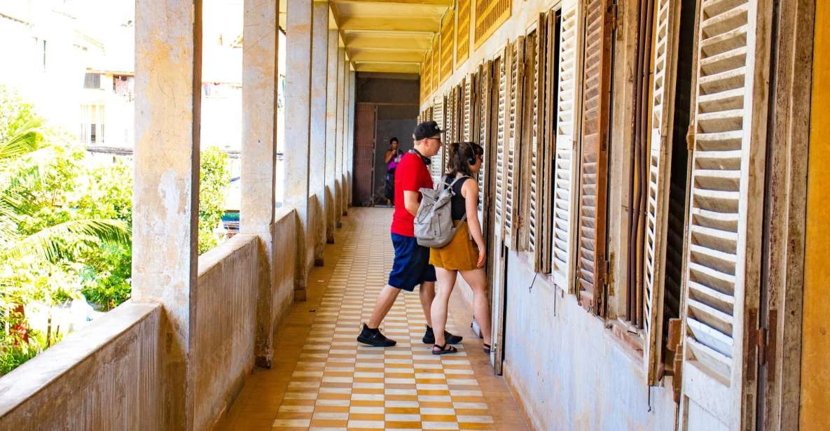 Phnom Penh: Tour of Tuol Sleng Prison and Choeng Ek Memorial - Itinerary Details