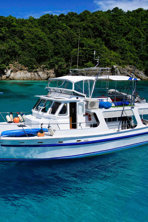 Phuket: Private Fishing Trip on a Comfortable Boat - Amenities and Inclusions