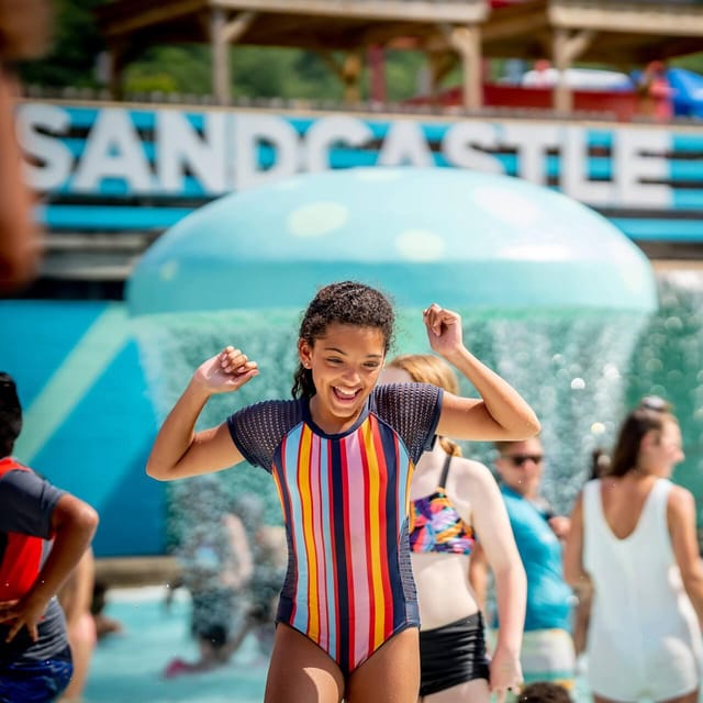 Pittsburgh, PA: Sandcastle Waterpark Entry Ticket - Location and Directions