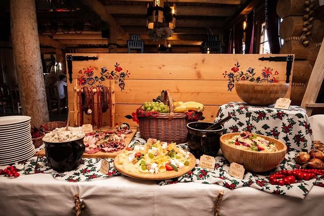 Polish Folk Show and Dinner From Krakow - Traditional Polish Dinner