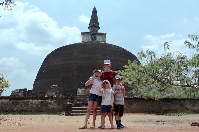 Polonnaruwa Day Tour With Lunch by Mahaweli - Highlights of Polonnaruwa