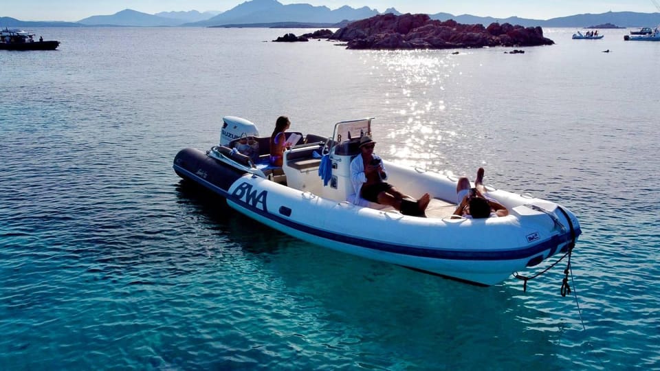 Porto Rotondo:Stylish & Comfortable Dinghy. Requires Licence - Requirements for Renting