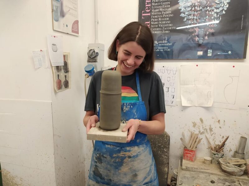 Pottery Wheel Workshop in Mugello, Tuscany. - Participant Requirements