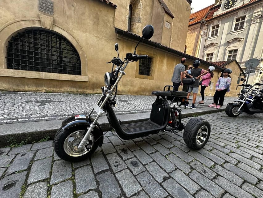 Prague: 2 Hours FUN TRIKE Tour in Prague With Guide - Experience the Electric Trike