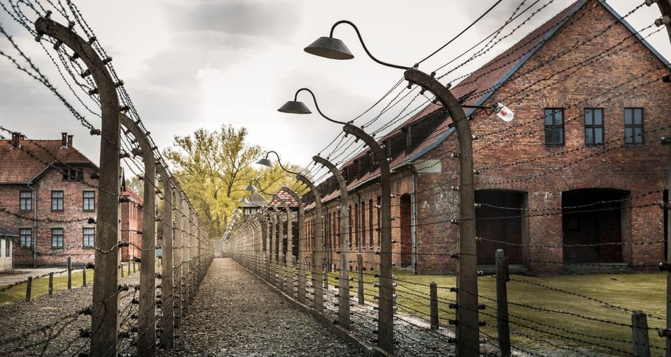 Prague: Tour to Auschwitz Birkenau - Detailed Itinerary