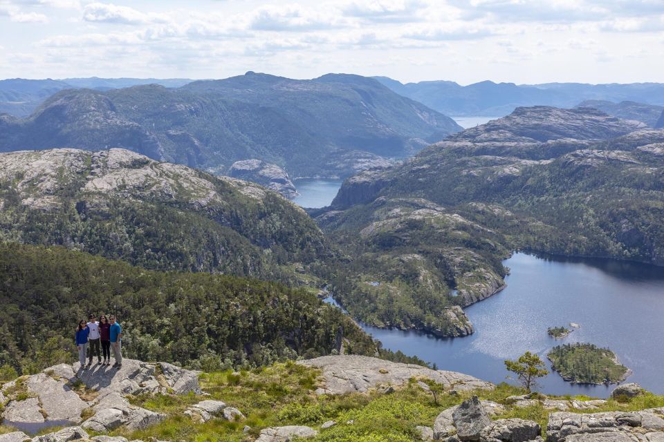 Preikestolen Hidden Trail Hike + Canoe Trip - Unique Features of the Hike