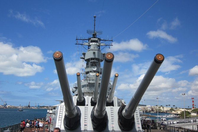 Premium Pearl Harbor Small Group Tour With Lunch - Pickup and Meeting Details